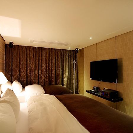 Uijeongbu Latree Hotel Екстер'єр фото