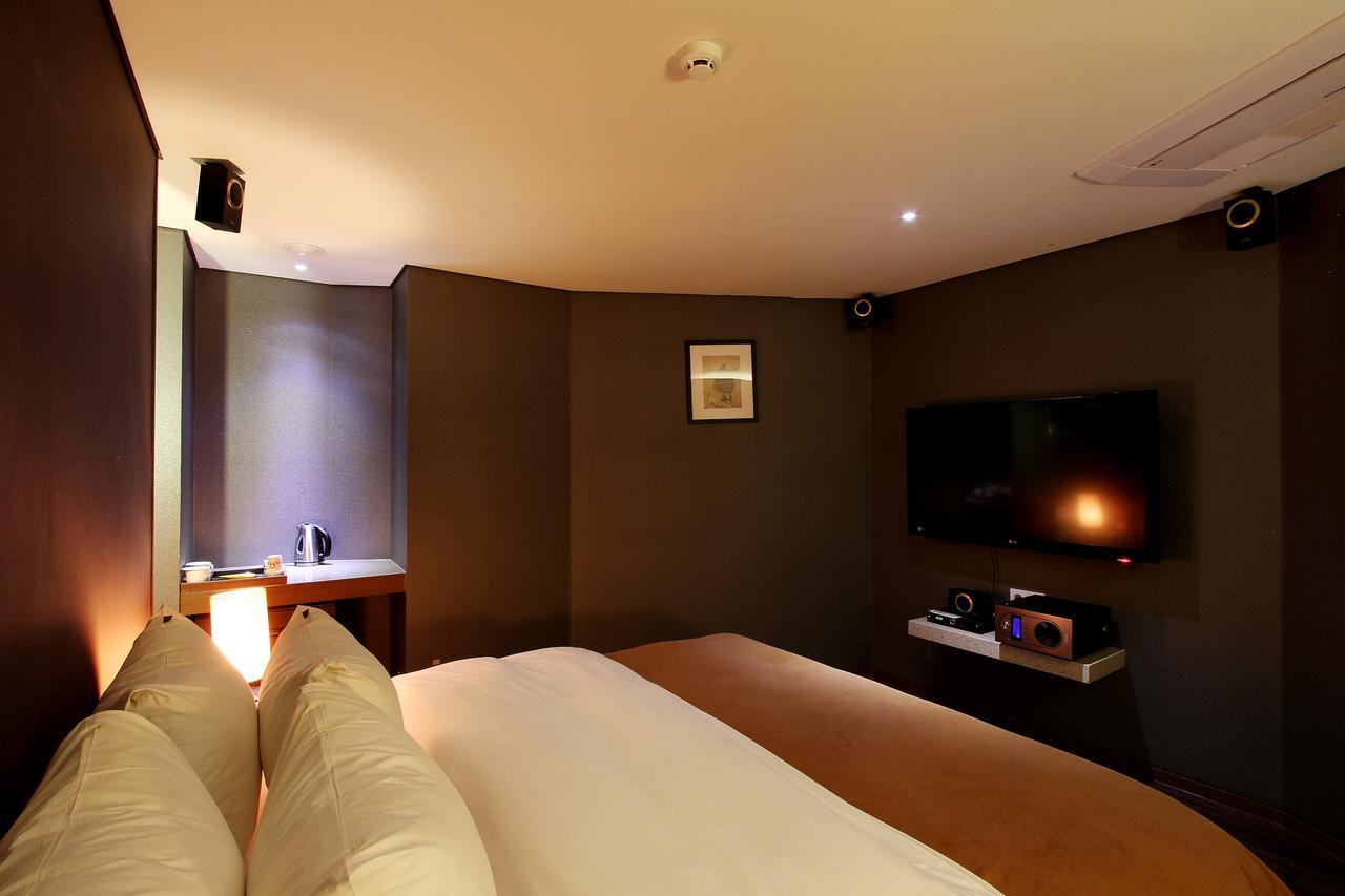 Uijeongbu Latree Hotel Екстер'єр фото