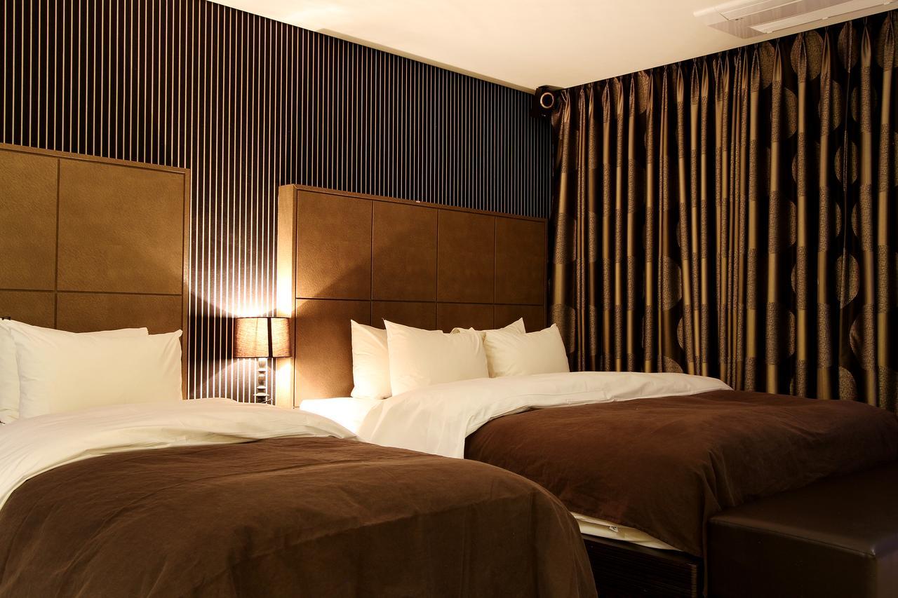 Uijeongbu Latree Hotel Екстер'єр фото