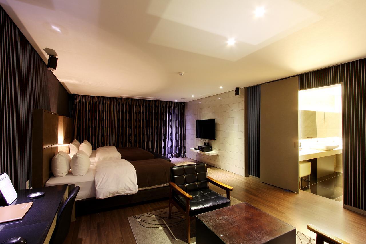 Uijeongbu Latree Hotel Екстер'єр фото