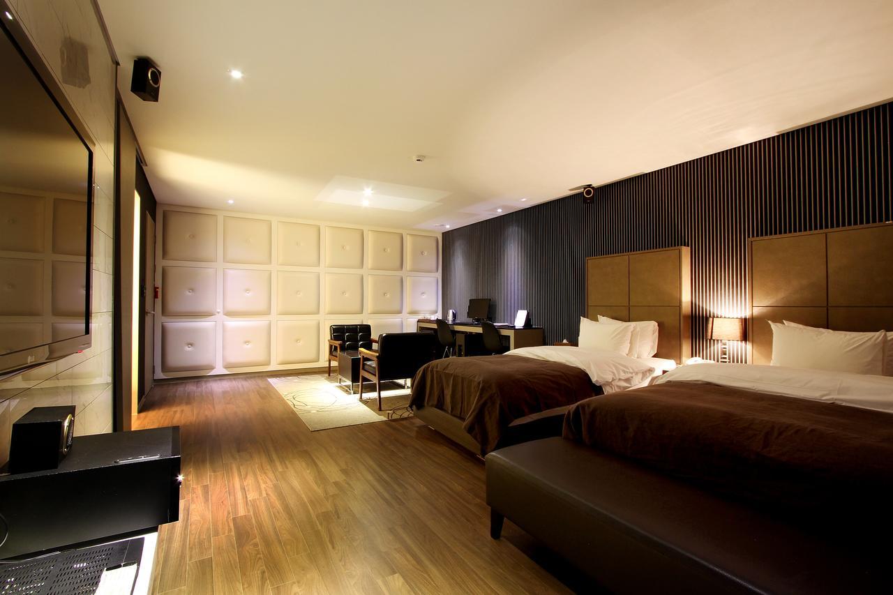 Uijeongbu Latree Hotel Екстер'єр фото