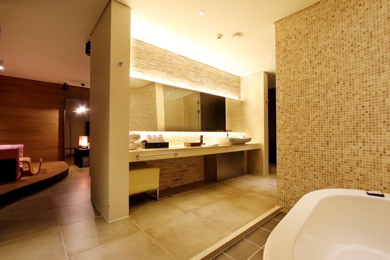 Uijeongbu Latree Hotel Екстер'єр фото