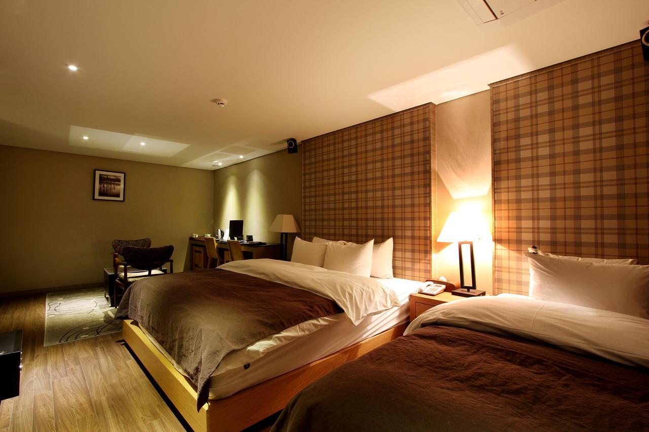 Uijeongbu Latree Hotel Екстер'єр фото