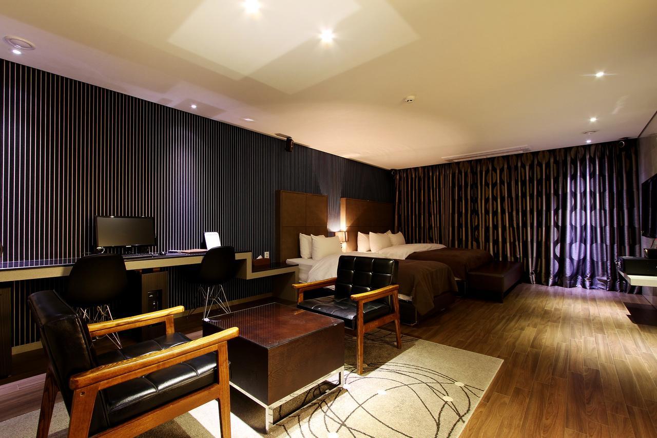 Uijeongbu Latree Hotel Екстер'єр фото