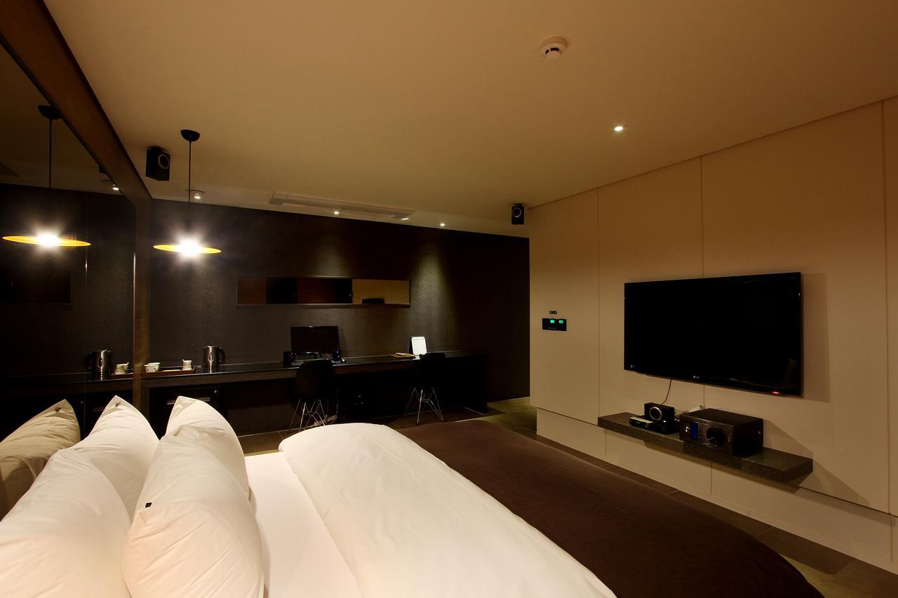 Uijeongbu Latree Hotel Екстер'єр фото