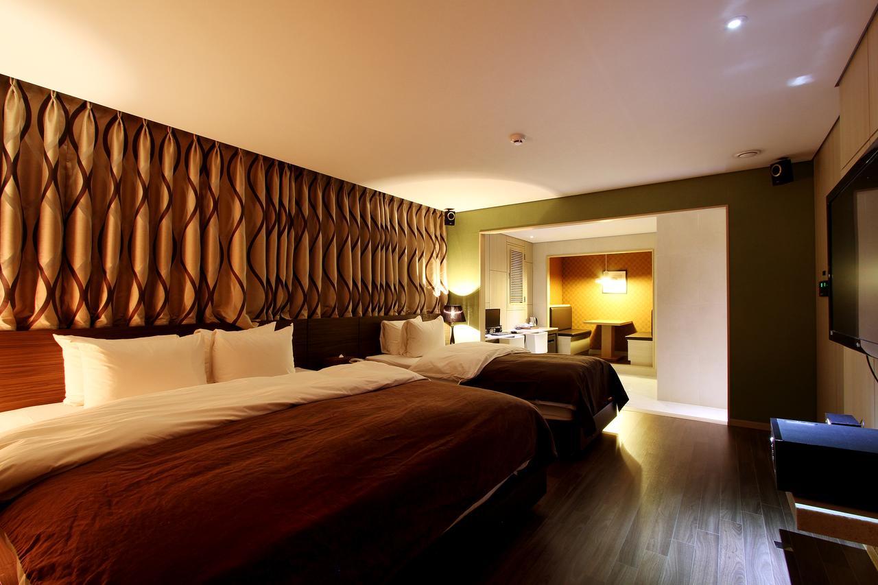 Uijeongbu Latree Hotel Екстер'єр фото
